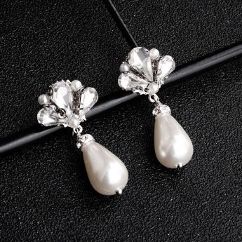 Orecchini pendenti da sposa conchiglia